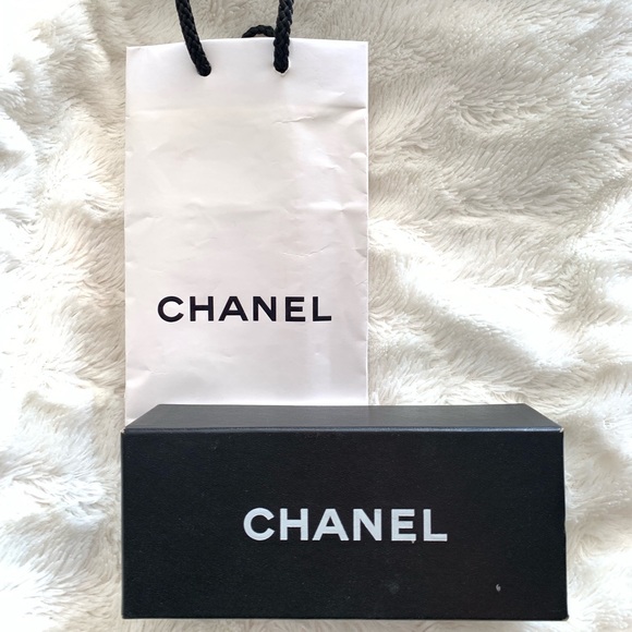 Chanel Mother of Pearl 5083-H Sunglasses - Picture 8 of 8